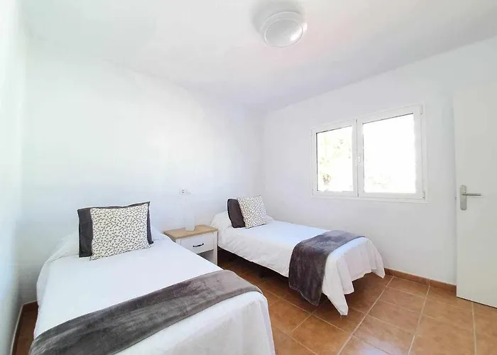 Daire ** Costa Mathilda ** *